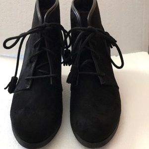 Fashion Dallyy Black Fabric Lace up Boots